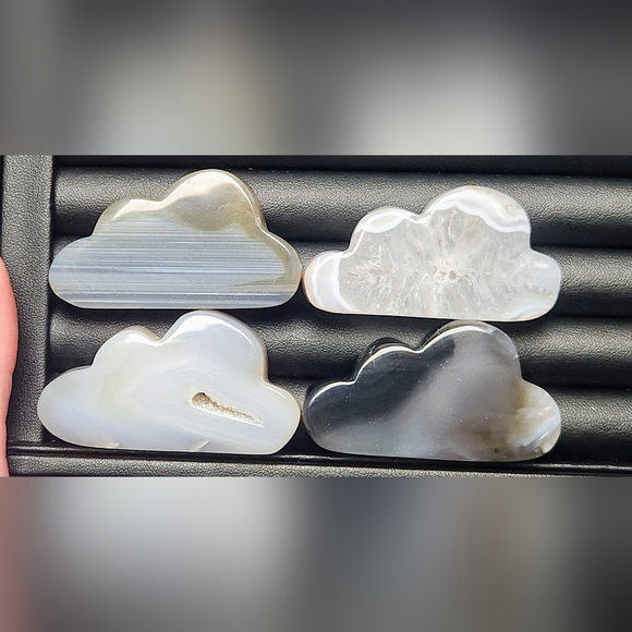 Hand Crafted Other - Agate Cloud Crystal Carving